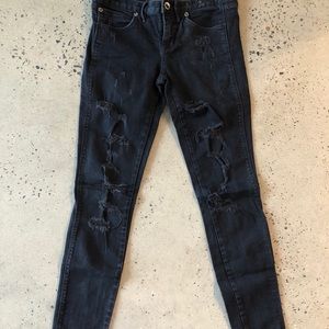 Madewell Black Skinny Destroyed Jeans